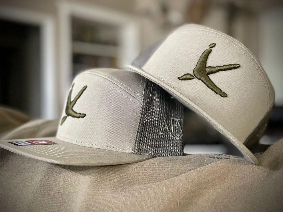 American Flyway Waterfowl- Turkey Tracks 7 Panel Loden